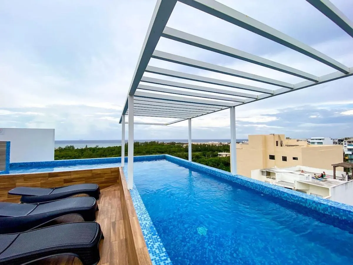 Shiny Studio On 5Th Ave With Pool And Gym Steps To Beach Playa del Carmen