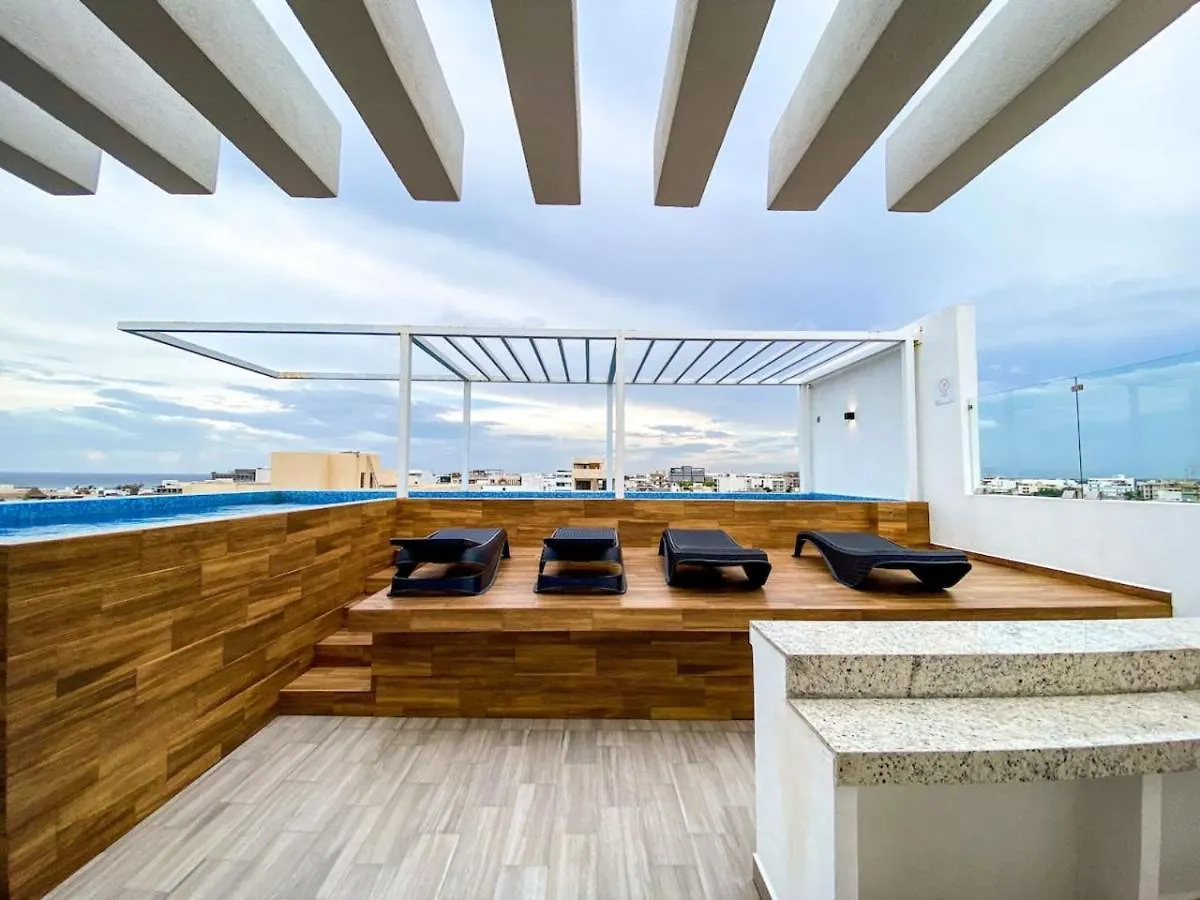 Shiny Studio On 5Th Ave With Pool And Gym Steps To Beach Playa del Carmen Appartamento